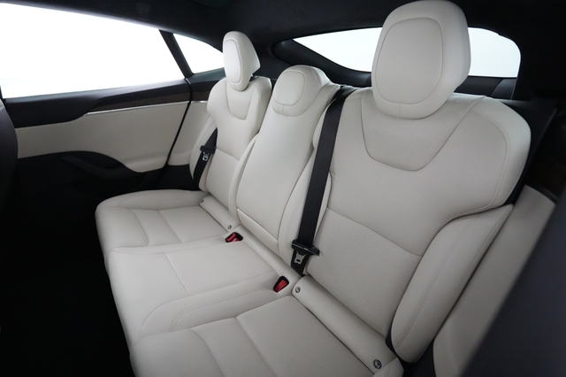 2022 Tesla Model S
