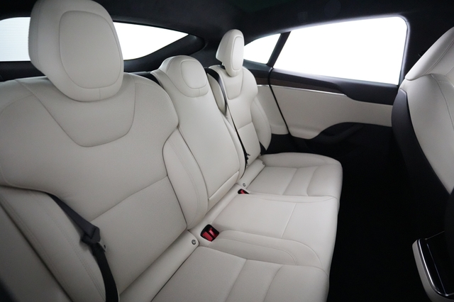 2022 Tesla Model S