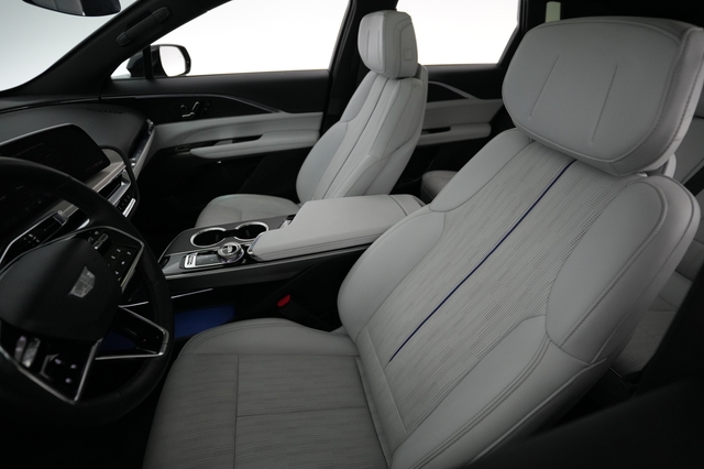 2024 Cadillac Lyriq