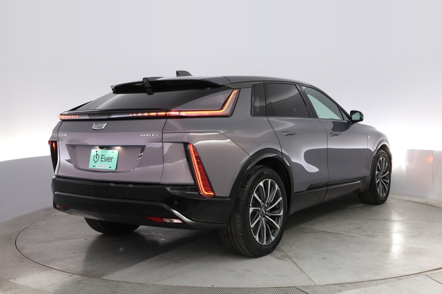 2024 Cadillac Lyriq