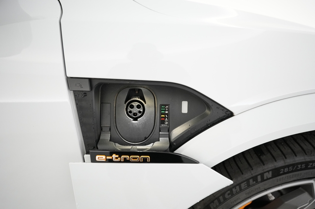 2022 Audi e-tron S Sportback