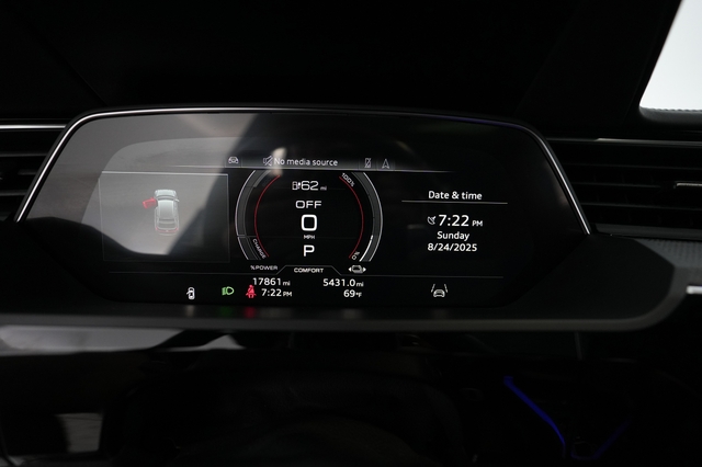 2022 Audi e-tron S Sportback