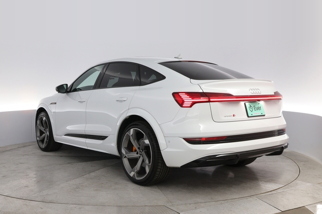 2022 Audi e-tron S Sportback
