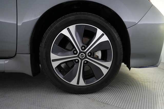 2020 Nissan LEAF