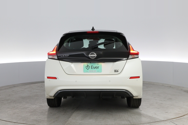 2023 Nissan LEAF