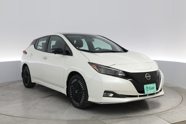 2023 Nissan LEAF