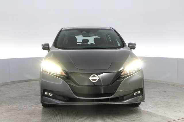 2023 Nissan LEAF