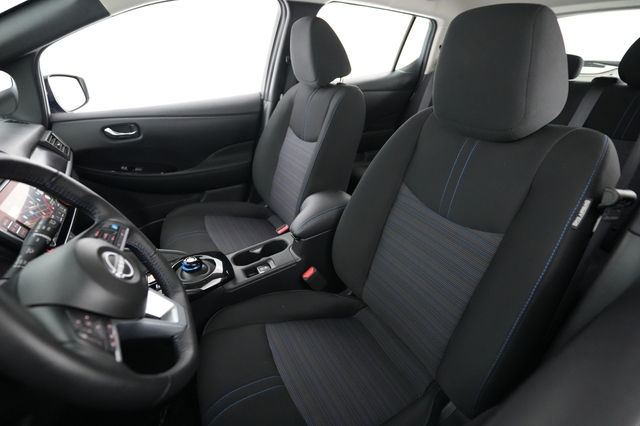 2024 Nissan LEAF
