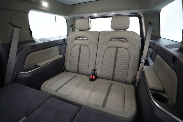 2023 Rivian R1S