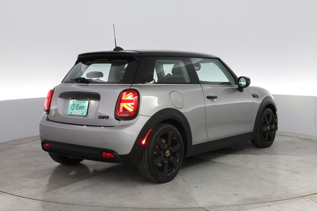 2024 MINI Cooper SE