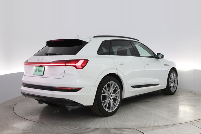 2021 Audi e-tron