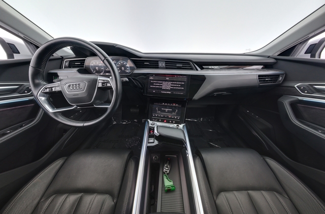 2021 Audi e-tron