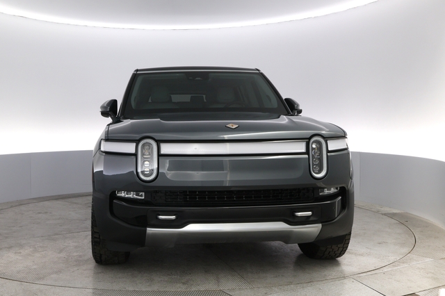 2023 Rivian R1S