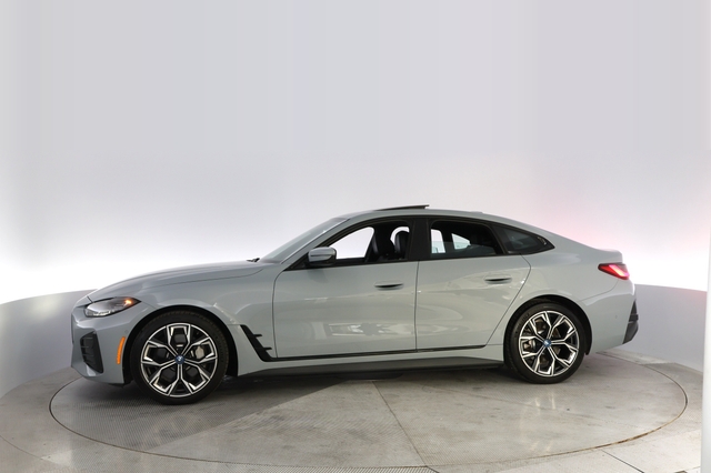 2022 BMW i4