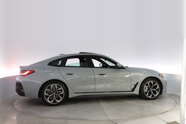 2022 BMW i4