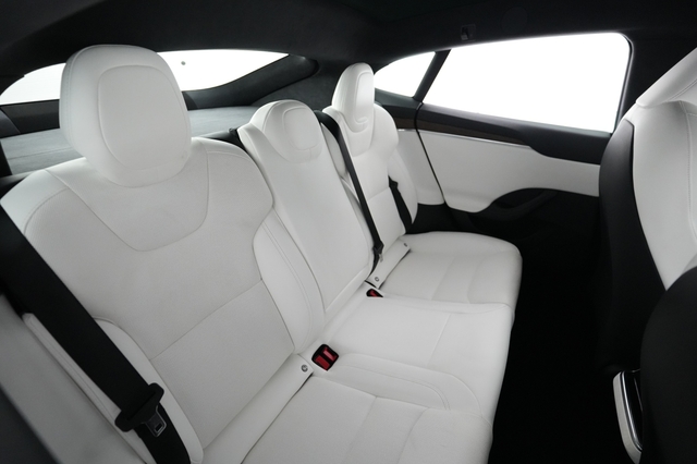 2022 Tesla Model S