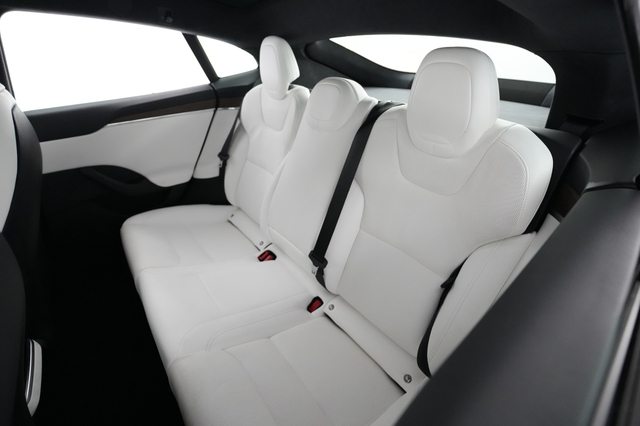 2022 Tesla Model S