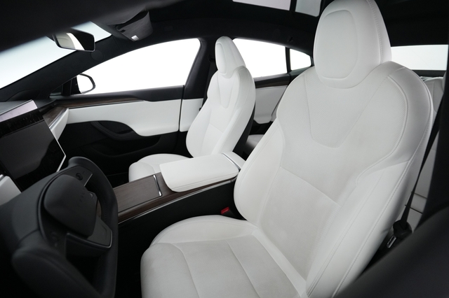 2022 Tesla Model S