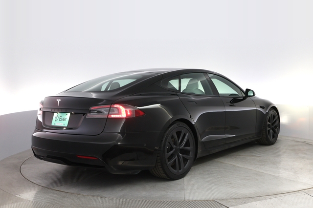 2022 Tesla Model S