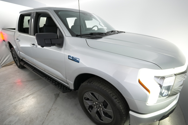 2024 Ford F150 Lightning