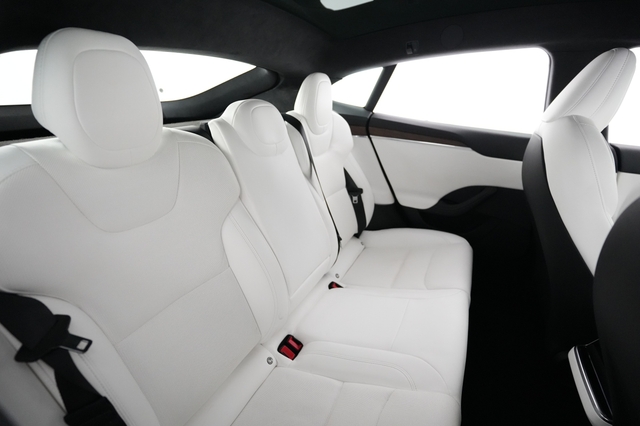 2022 Tesla Model S