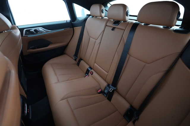 2022 BMW i4