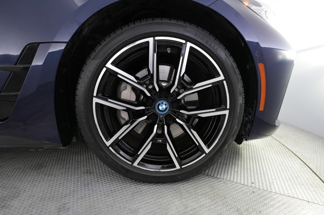 2022 BMW i4