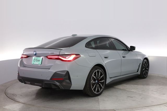 2024 BMW i4