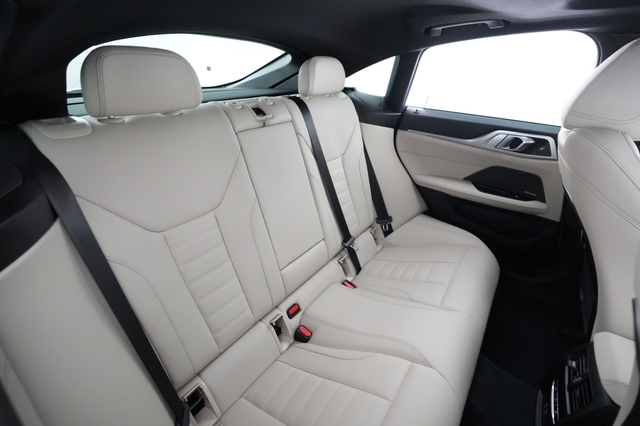 2024 BMW i4