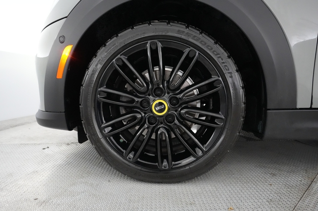 2023 MINI Cooper SE