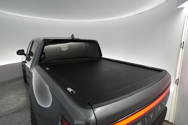 2023 Rivian R1T