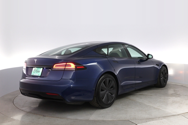 2022 Tesla Model S