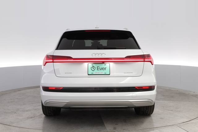 2023 Audi e-tron