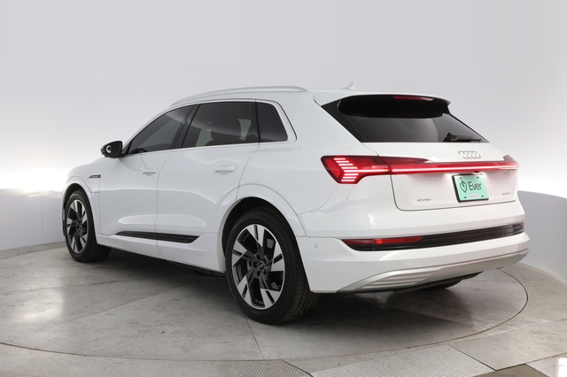 2023 Audi e-tron