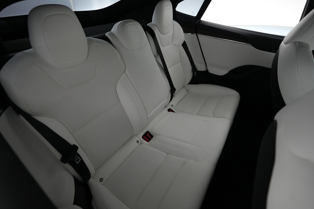 2022 Tesla Model S