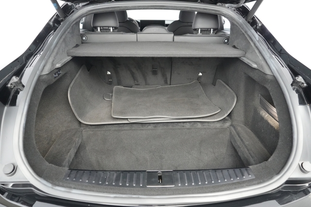 2022 Tesla Model S