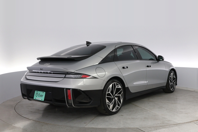 2023 Hyundai IONIQ 6