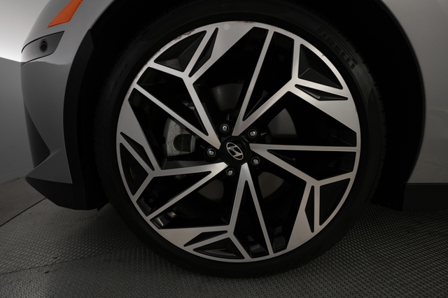 2023 Hyundai IONIQ 6