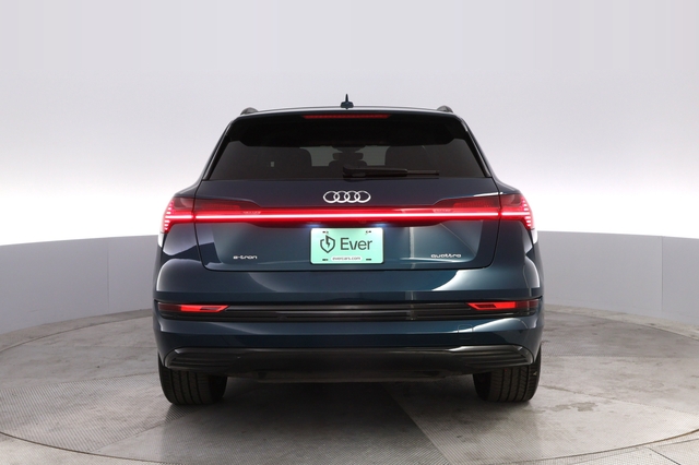 2023 Audi e-tron