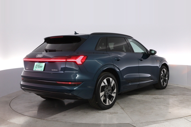2023 Audi e-tron