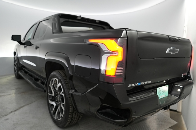 2024 Chevrolet Silverado EV