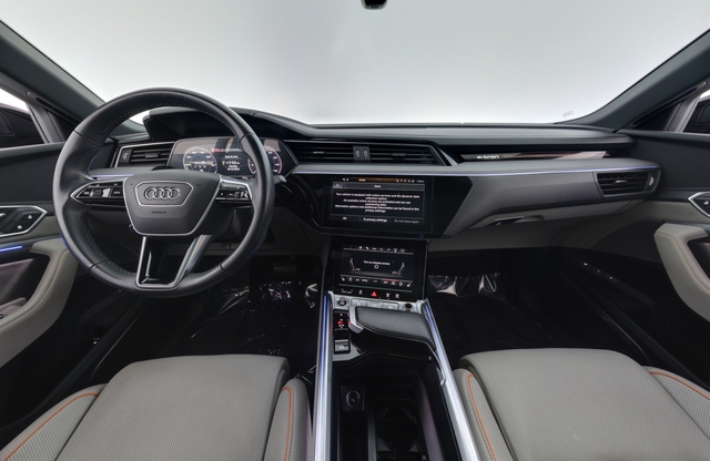 2024 Audi Q8 e-tron