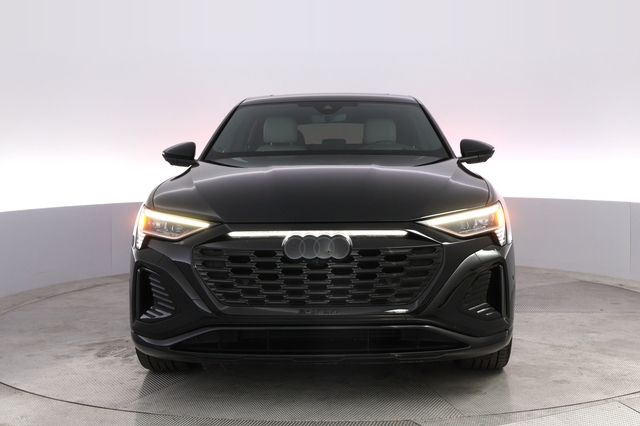 2024 Audi Q8 e-tron