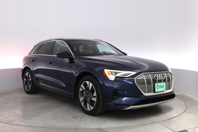 2022 Audi e-tron