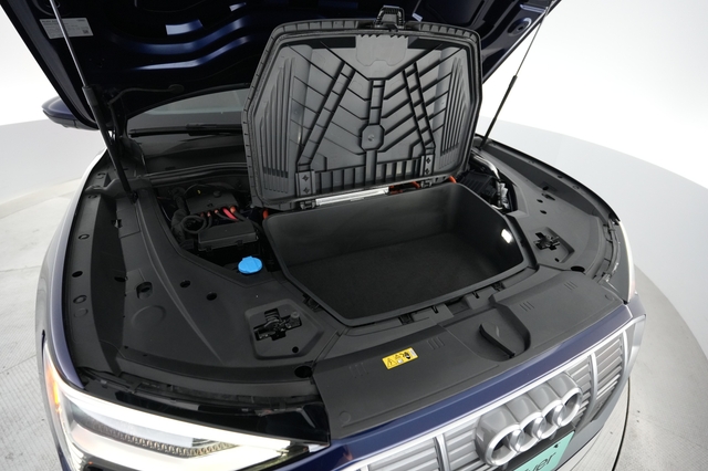 2022 Audi e-tron