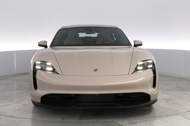 2022 Porsche Taycan