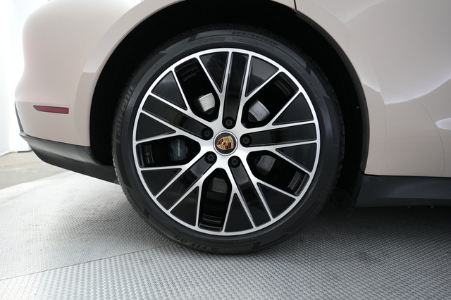 2022 Porsche Taycan