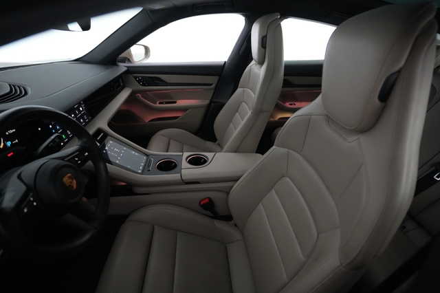 2022 Porsche Taycan