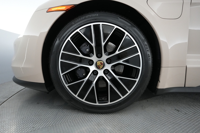 2022 Porsche Taycan