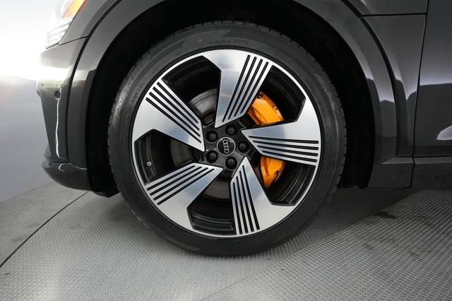 2023 Audi e-tron